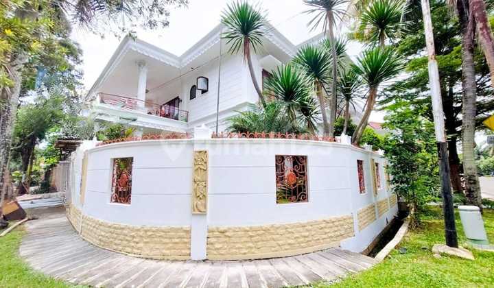 Rumah Mewah Hoek Bintaro 2Lt 5+2Kt 520M² Full Furnished