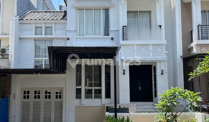Rumah Residence One Cluster Sapire BSD 200M2 10X20 3+1Kt Semi Furnished bisa KPR
