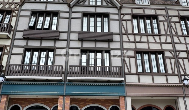 Ruko Osaka Euro Asia PIK2 4,5x20 2Muka Strategis Bisa Gandeng 2,3 Ruko Osaka Euro Asia PIK2 4,5x20 2Muka Strategis Bisa Gandeng 2,3