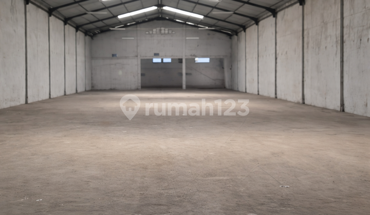 Gudang Pantai Indah Dadap 1200M² SHM Strategis Akses Container