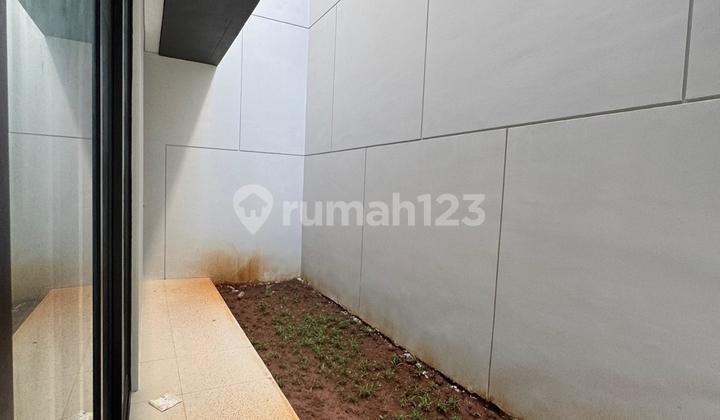 Rumah Modern Kuningan Village Pik 2 10X15 4+1Kt Dekat Patung Naga