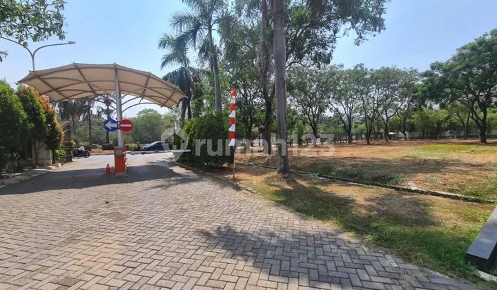 Pinisi Indah Corner PIK Plot for Sale, 960m2 Area, Strategic Location Pinisi Indah Corner PIK Plot for Sale, 960m2 Area, Strategic Location