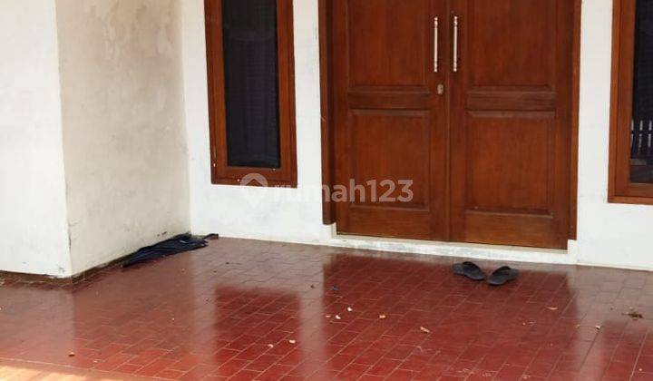 Disewa Rumah di Rempoa Tangerang Selatan 2