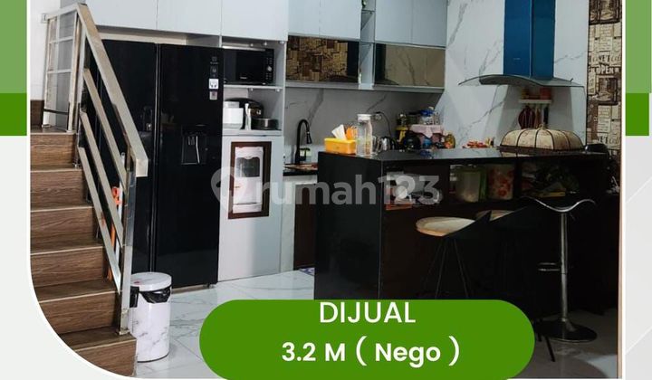 For Sale 3-Story House on Jalan Kopyor, Kelapa Gading. North Jakarta