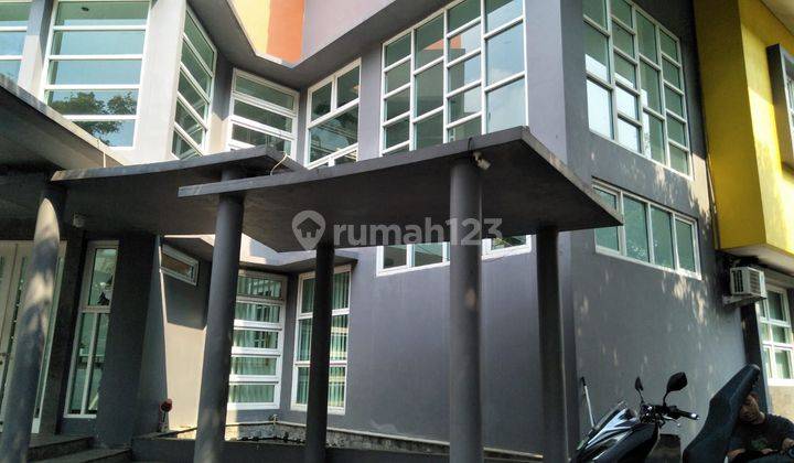 Dijual Gedung Kantor HOOK di Kebayoran baru, 2.5 lantai. Jakarta Selatan 2