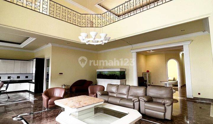 Dijual Rumah Luxury 3 Lantai, Hook  Private Deck . Pantai Mutiara.Jakarta Utara 2