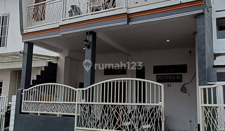 Yang Sedang Cari Rukos 2 2 Lantai Bagus Ada 10 Kamar Tidur  2