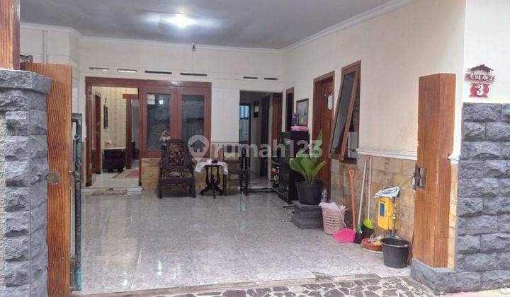 Rumah  Di Jl Mt Haryono Bagus Untuk Rumah Kost Atau Cafe  1