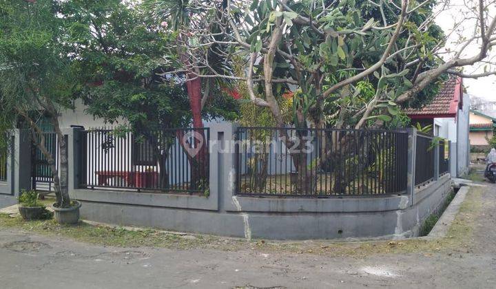 Rumah SHM di Sulfat posisi hook luas murah lokasi strategis 