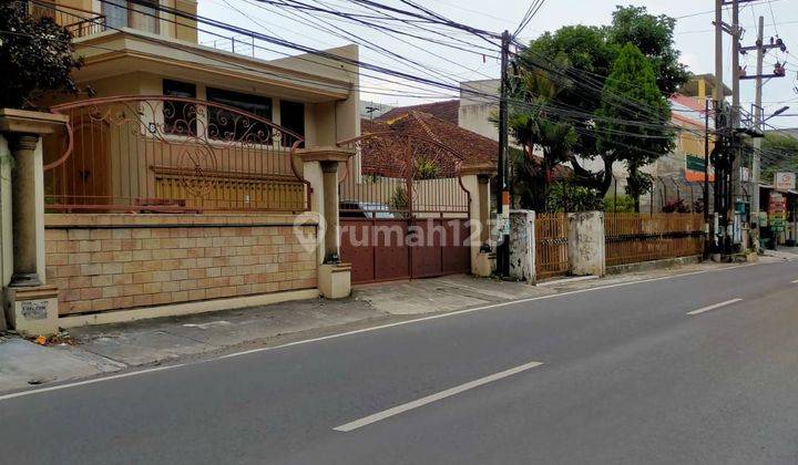 Rumah di Poros jalan bunga-bunga cocok untuk kantor/ kost 1