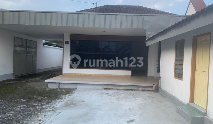Rumah luas tengah kota di Dekat jln Letjen Sutoyo SHM 2