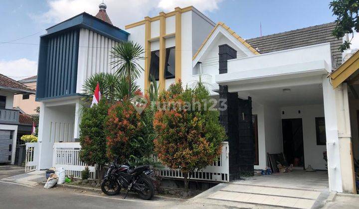 Rumah Indah Seindah Impian Lokasi Bagus Di Tengah Kota  1