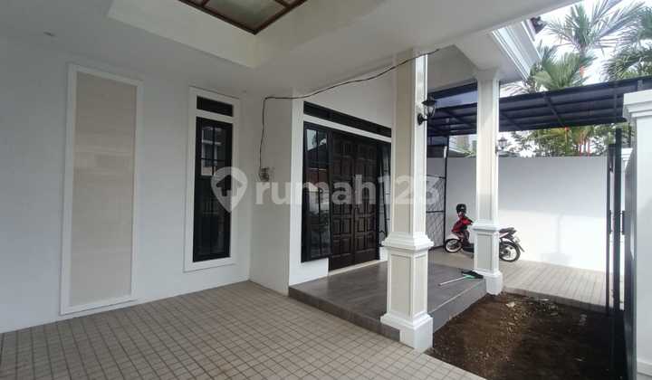 Rumah Bagus Baru Siap Huni Dekat Sekolah Hwa Ind