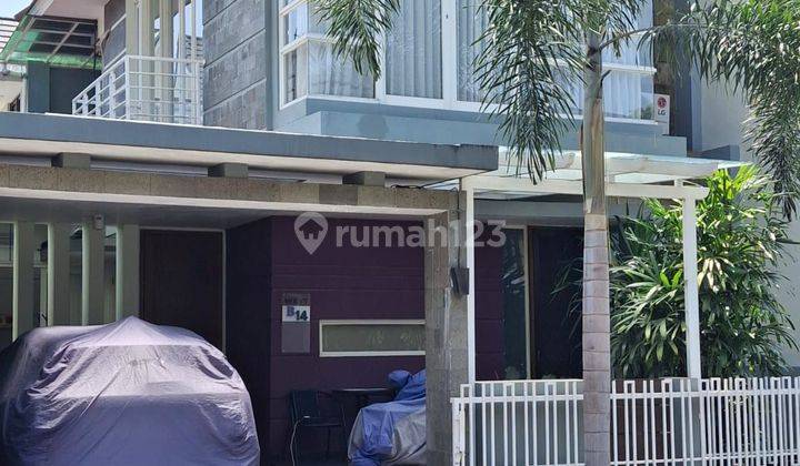 Rumah Bagus 2 Lantai, 2200 Watt ,turun Harga, Dijual Bu Cepat 