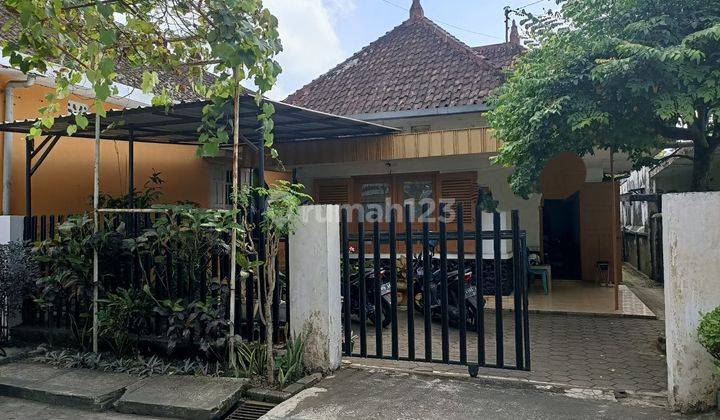 Rumah Peninggalan Kolonial Belanda Luas Tanah 676m2 Butuh Renovasi  1