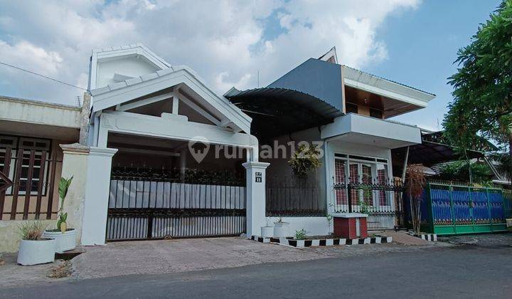 Rumah Luas 225m2 Cocok U/ Keluarga Besar Lingkungan Tenang 2