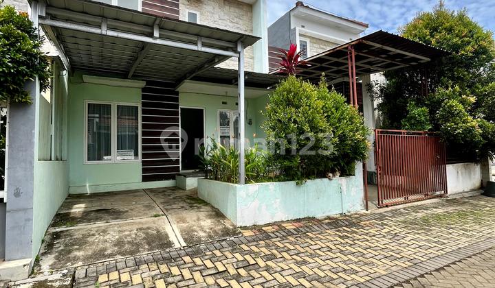 House on Jl. Joyo Agung Merjosari, Merjosari, Lowokwaru District, Malang City, East Java House on Jl. Joyo Agung Merjosari, Merjosari, Lowokwaru District, Malang City, East Java