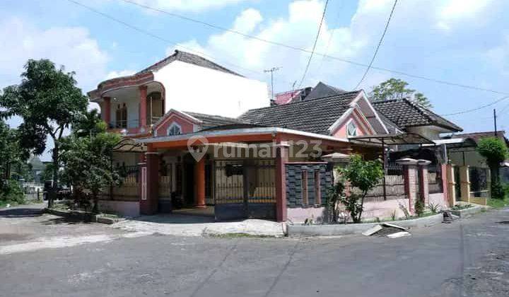 Rumah Posisi Hook Cocok Untuk Hunian/Rukos Lokasi Istimewa  2