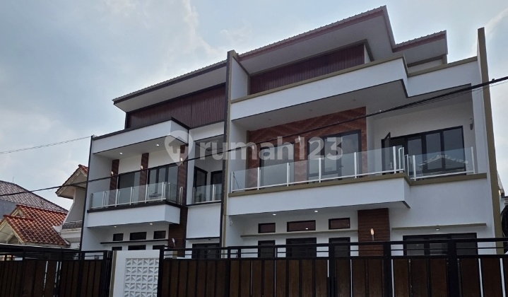 Di Jual Rumah Bangunan Mandiri Di Nusa Loka Bsd  2