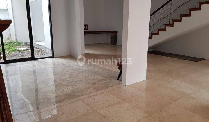 Di Jual Rumah di Pejaten Barat Jaksel 2