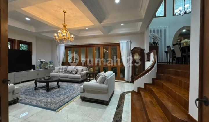 Dijual Rumah Mewah di Puspita Loka Bsd 2