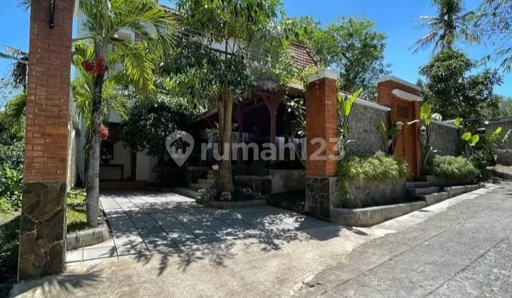 Own a Furnished Villa Investment in a Strategic Location Near Wates Km 9 Road, Gamping