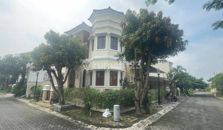 Rumah Mewah Dalam Perumahan Casa Grande  Depok Sleman  2