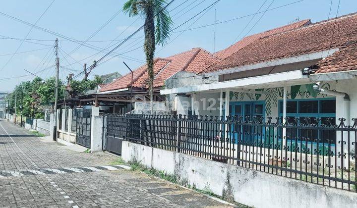 Rumah di Daerah Elit Demangan Baru Sleman. 2