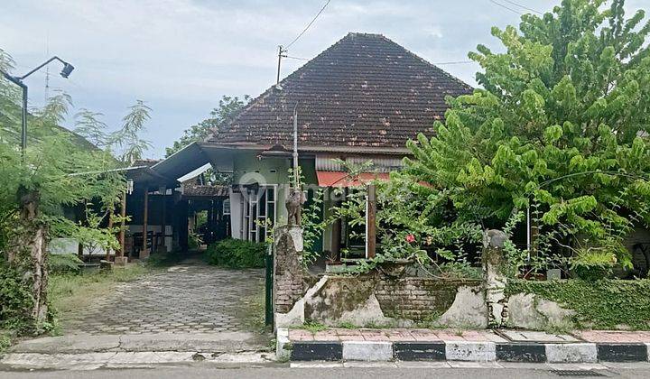 Rumah Dekat Alun Alun Kidul Yogyakarta. 1