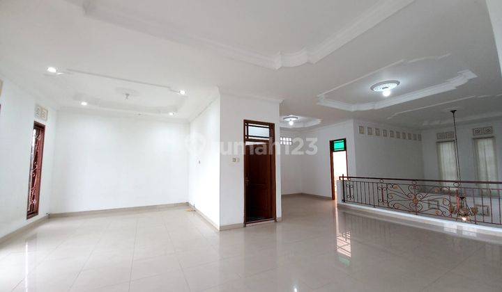 Dh. Dijual Rumah 2 Lantai di Sinduadi Mlati Sleman Yogyakarta. 2