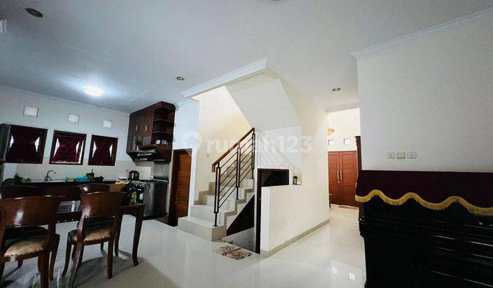 DISEWAKAN RUMAH MEWAH FULL FURNISHED di MERAPI VIEW, SLEMAN 2