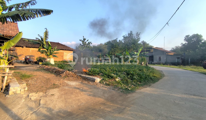 DIJUAL 2 TANAH KAVLING DI LOKASI STRATEGIS DEKAT SMPN 3 BANGUNTAPAN, BANTUL. DIJUAL 2 TANAH KAVLING DI LOKASI STRATEGIS DEKAT SMPN 3 BANGUNTAPAN, BANTUL.