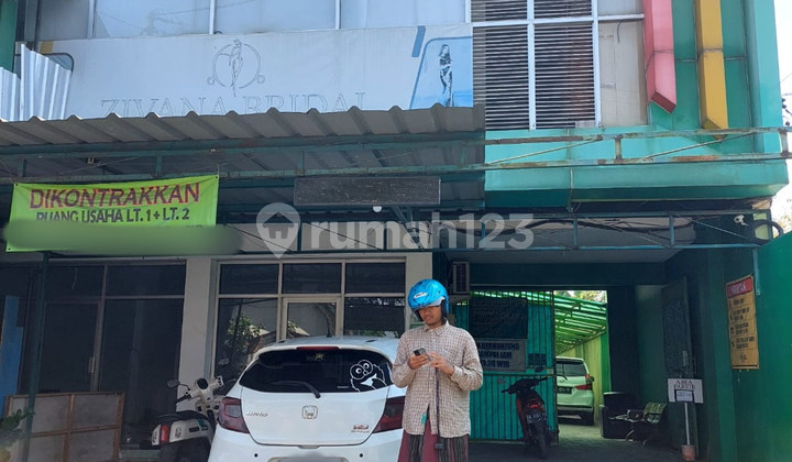 Investment in 3-Story Hostel with 28 Fully Furnished Rooms - Prime Location Behind Plaza Ambarrukmo 2