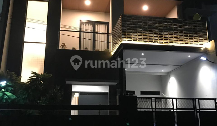 DIJUAL Rumah Mewah di Pejaten Barat - Jakarta Selatan.