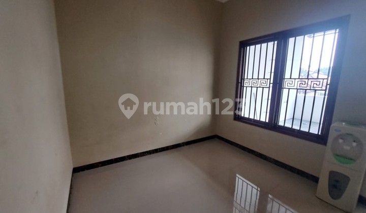 For Sale/Rent: 5 Bedroom Exclusive House in a Housing Complex, Ngestiharjo, Kasihan, Bantul (Near UMY) 2