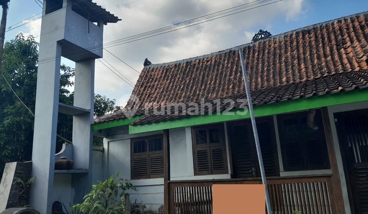 Dijual Rumah Strategis di Pandega Rini - Caturtunggal, Cocok untuk Homestay / Guest House 1
