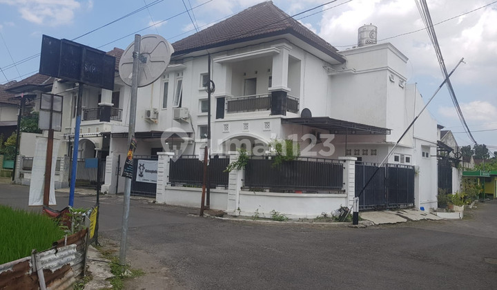 Rumah Dalam Perum Di Jalan Godean Km 4, Ngestiharjo, Kasihan, Bantul.