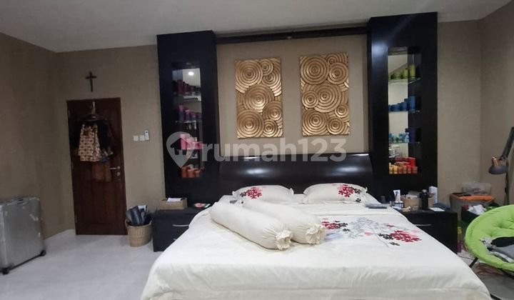 Rumah Mewah Furnish Dalam Perum Dijalan Ringroad Utara, Maguwoharjo, Depok, Sleman. 2