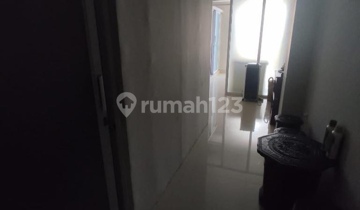 For Sale: 3-Story Shophouse, Strategic Location on Jalan Gejayan Caturtunggal, Depok, Sleman. For Sale: 3-Story Shophouse, Strategic Location on Jalan Gejayan Caturtunggal, Depok, Sleman.