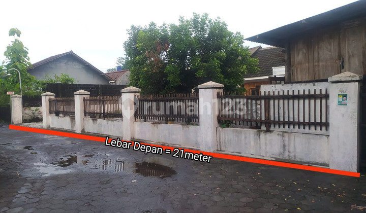 Rumah Bonus Kost2an Lokasi Dekat Kampus Atmajaya Maguwoharjo Depok Sleman.