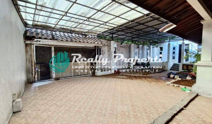 Dijual Rumah Dengan Halaman Luas Dan Bisa Dipake Buat.Rumah Kosan  2