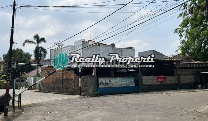 For Rent: Commercial Space Suitable for Workshop and Warehouse in Duren Sawit, East Jakarta