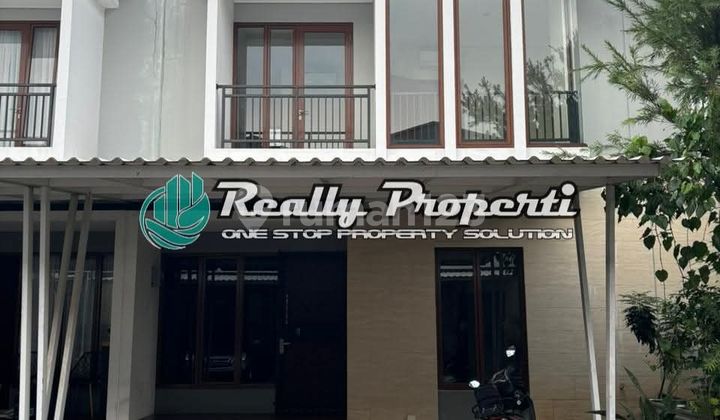 For Rent: House in a Comfortable Housing Complex with Complete Facilities at Premier Estate 2, Biaritz Type, Jatiwarna. 2