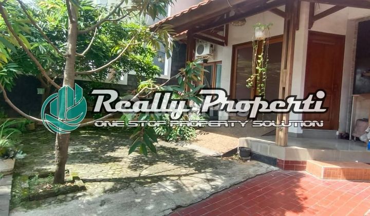 Dijual Rumah Laman Luas di Jatiwaringin Pondok Gede Bekasi 1