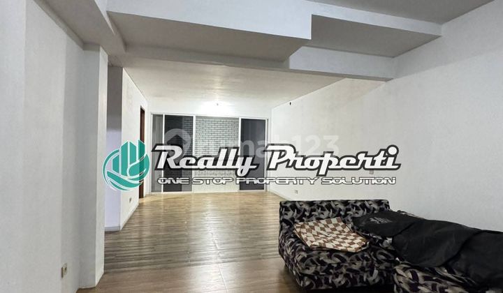 Disewakan Rumah Dalam Perumahandi Pinang Ranti Jakarta Timur