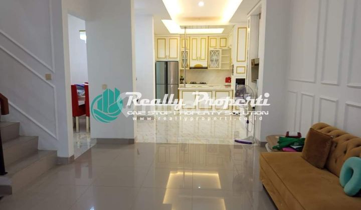 Disewakan Rumah Full Furnished,Baru Renovasi, 2 Lantai di Premier 2 Jatiwarna 2