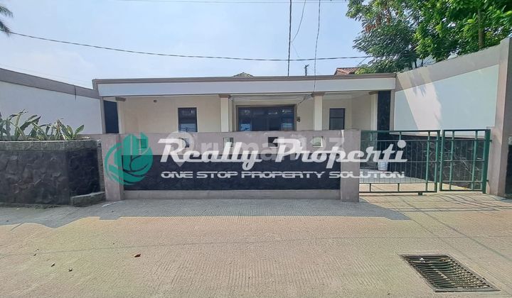 For Sale For Rent Roadside House Suitable For Business And Office Jatiwaringin Pondok Gede 2