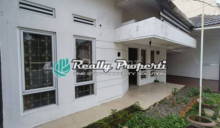 Disewakan Rumah Dengan Halaman Luas Dalam Perumahan Dijatikramat Pondok Gede Bekasi 2