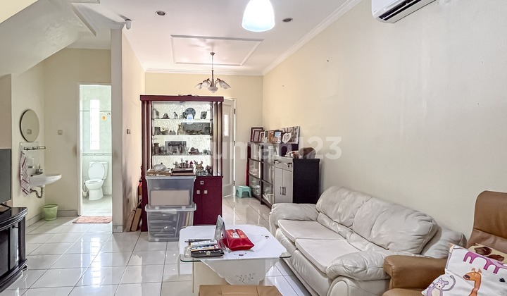 Quick Sale North-Facing Gading Kirana Barat House