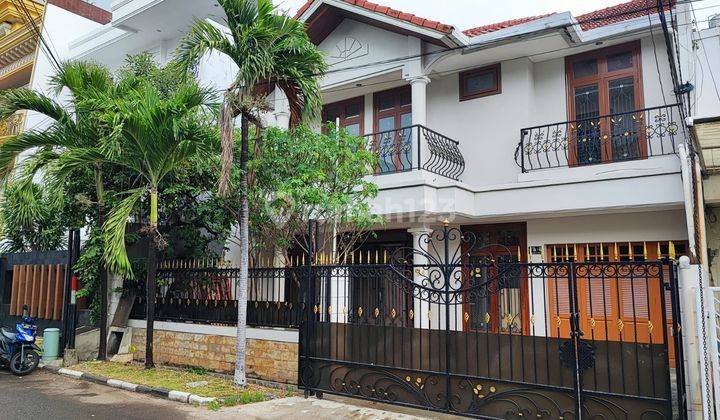 Disewa Rumah Hadap Utara di Gading Kirana Kelapa Gading